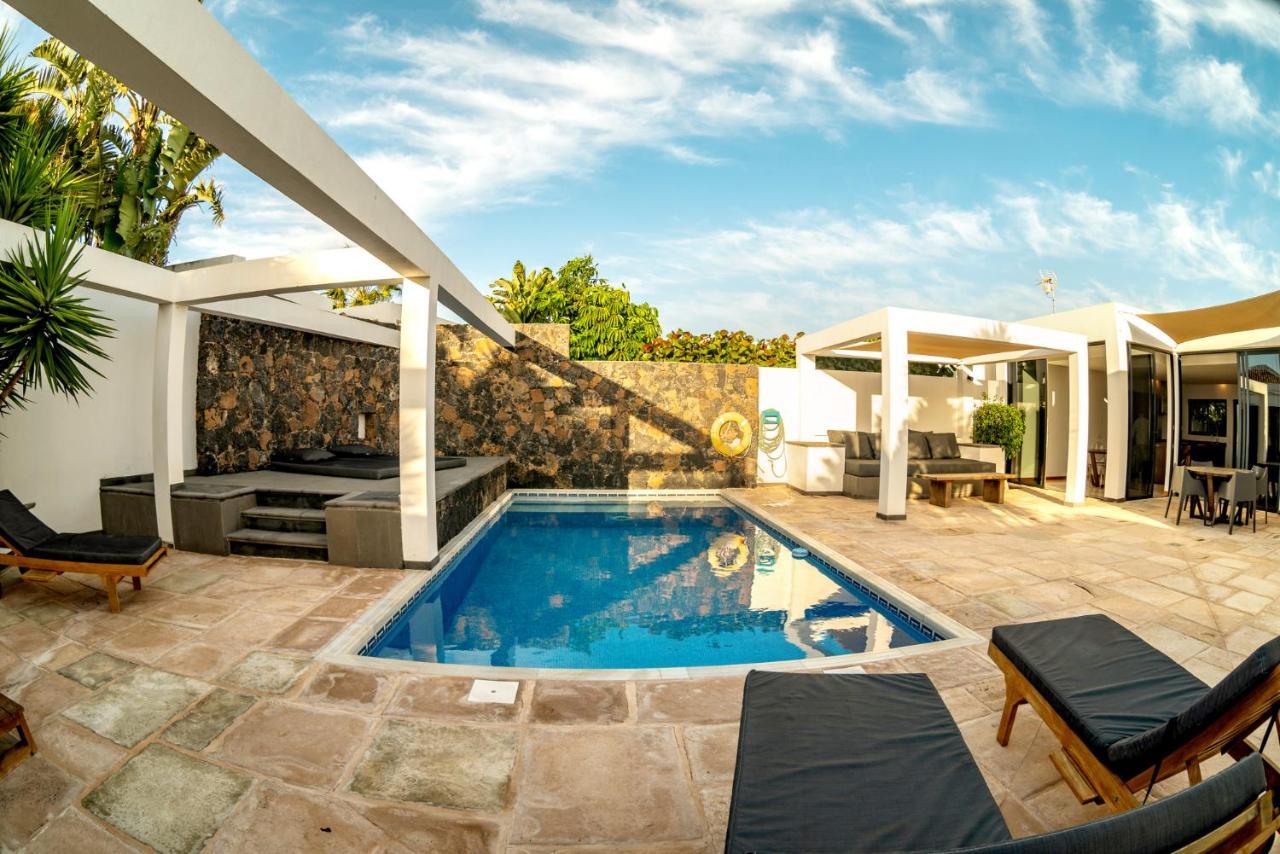 Casa Chani With Heated Pool In El Roque Cotillo 외부 사진